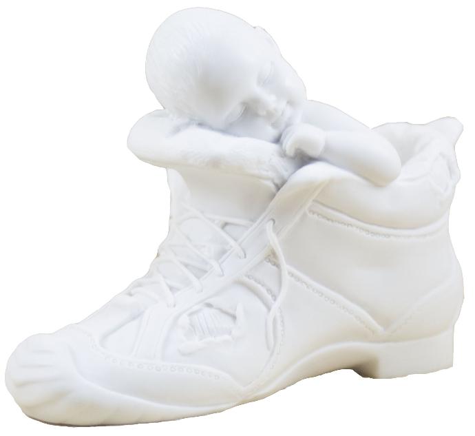 Baby in schoen - kunsthars/wit - 11*7cm
