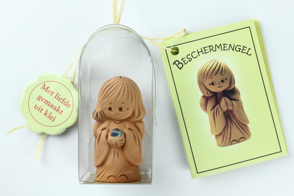 Angel porcelain with amber in cello - Dutch/TW-3