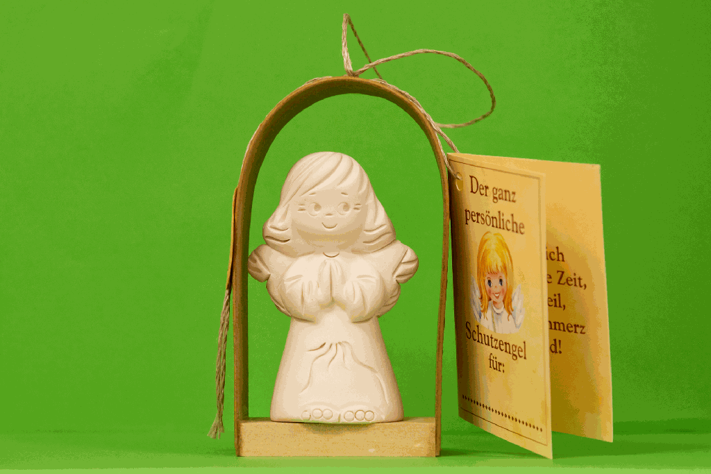 Ange gardien debout TC - blanc - texte allemand - H=8,5cm