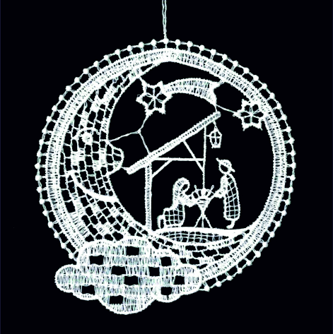 Pendentif dentelle - Ste Famille/lune - 9cm