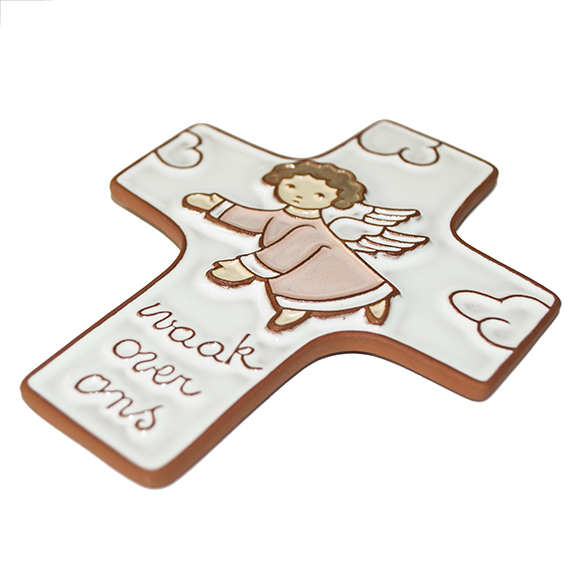 Kruisbeeld keramiek - 'Waak over ons' - roze (95x120mm)