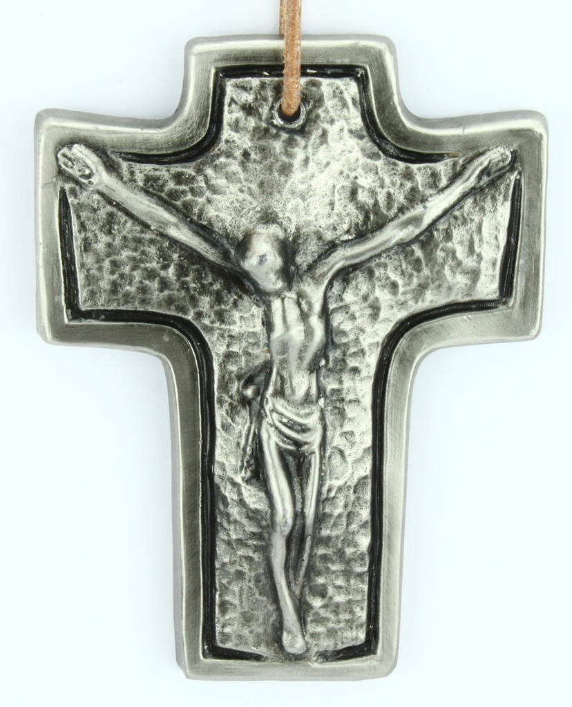 Croix murale avec Christ - métal/nicklé (70x95mm)
