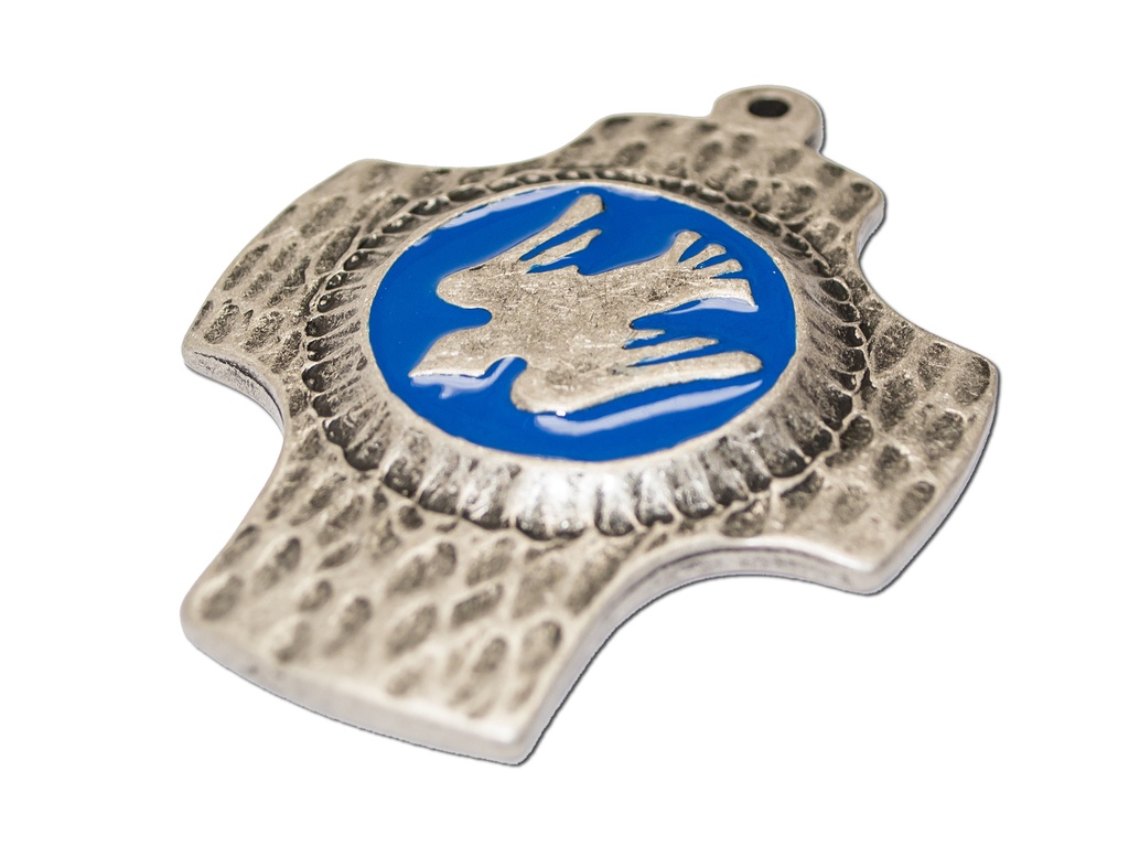 Croix murale métale - Colombe/émaille bleue (65x75mm)