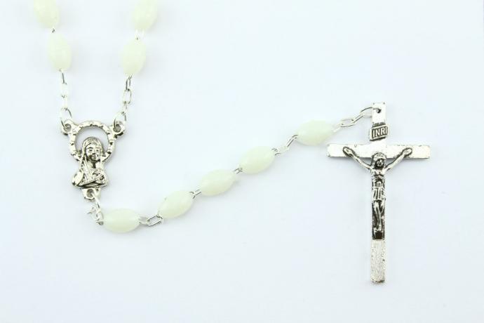 Rosaire - perles plastiques sur chaîne - fluorescant (8x5mm)