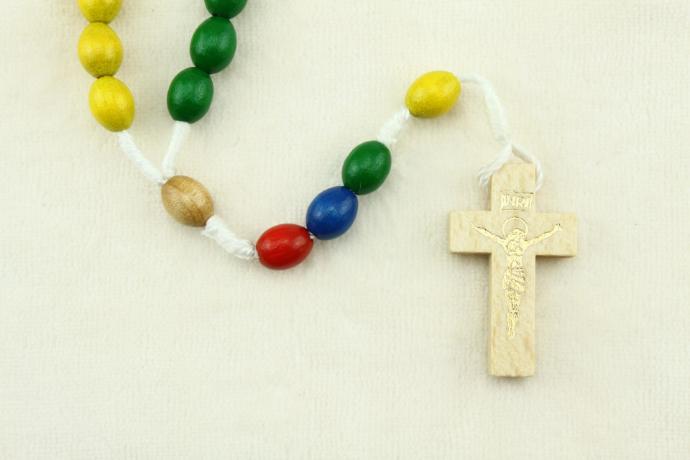 Missierozenkrans - hout op koord (10x8mm)