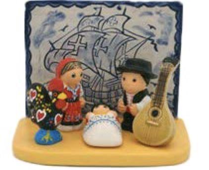 [KGR-85POR] Crèche du monde 'Portugal' - 7x9cm